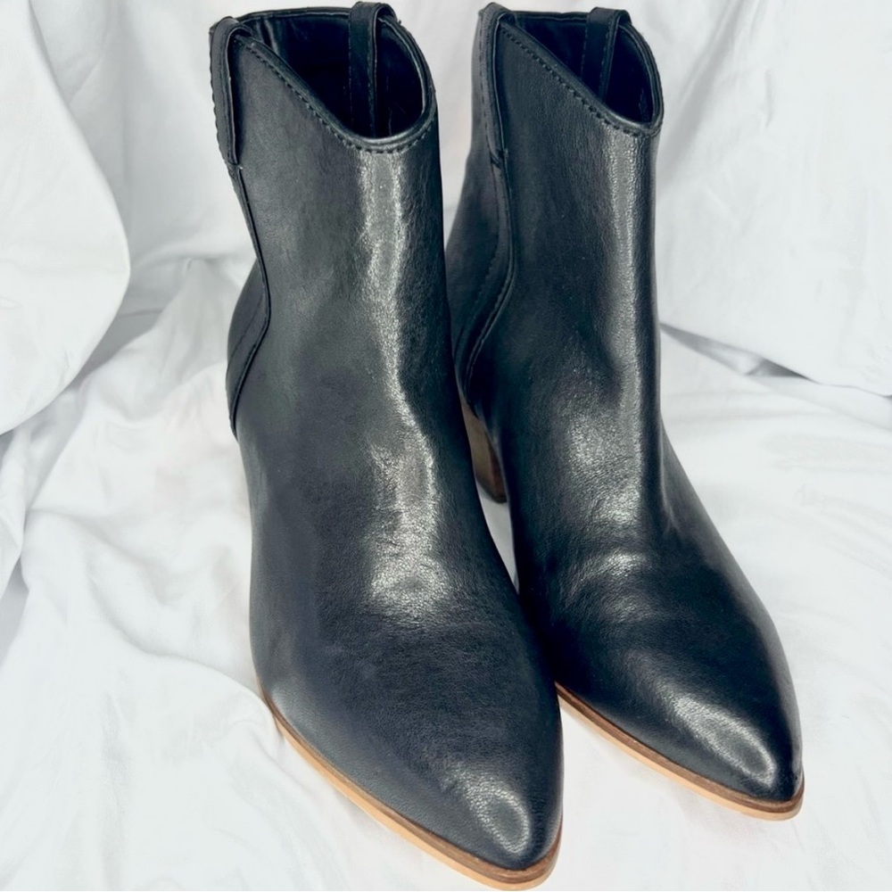Frye and Co. Women's Black Western Ankle Boots, 7M